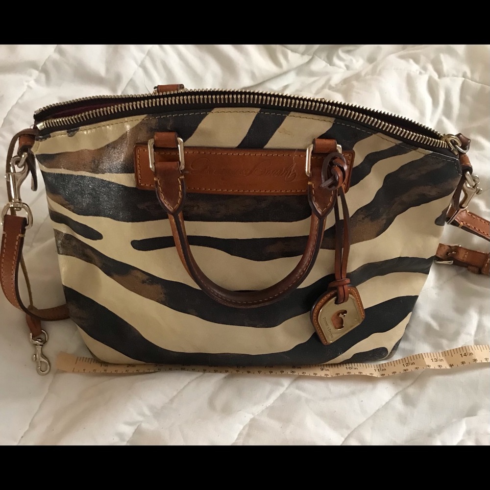 Dooney and Bourke shoulder/crossbody bag.